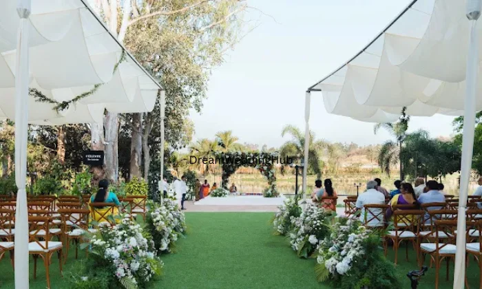 Aura By Area83  Luxury